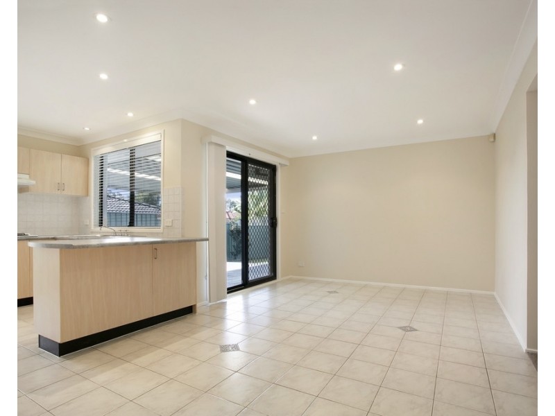 4 Yuroka Street, Glenmore Park NSW 2745