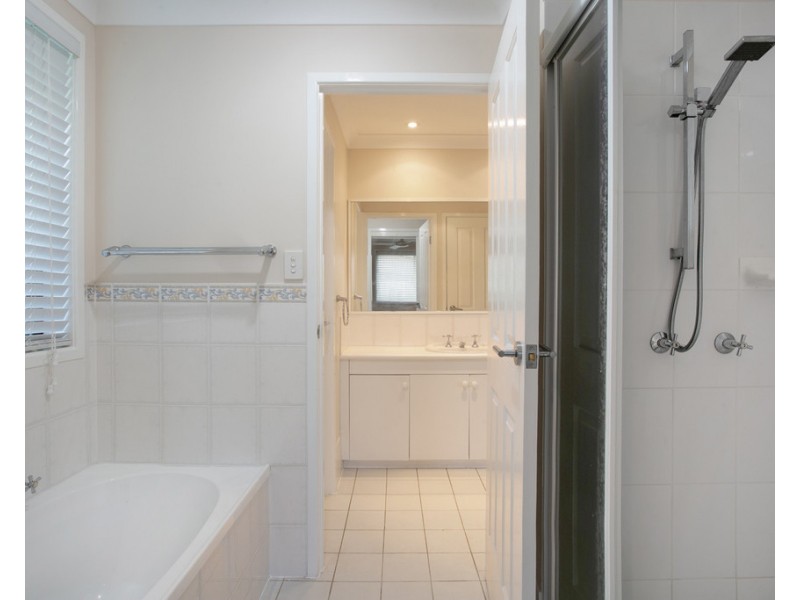 4 Yuroka Street, Glenmore Park NSW 2745