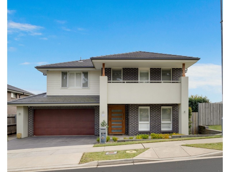 8 Pinnacle Ridge, Glenmore Park NSW 2745
