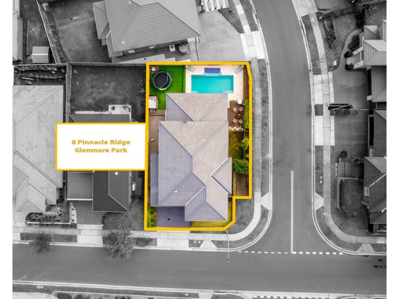 8 Pinnacle Ridge, Glenmore Park NSW 2745