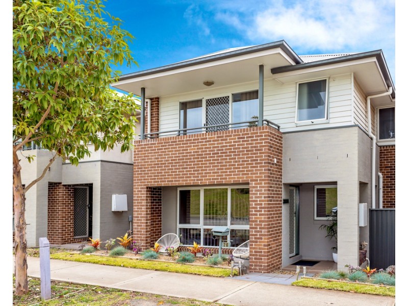 26 Glenmore Ridge Drive, Glenmore Park NSW 2745
