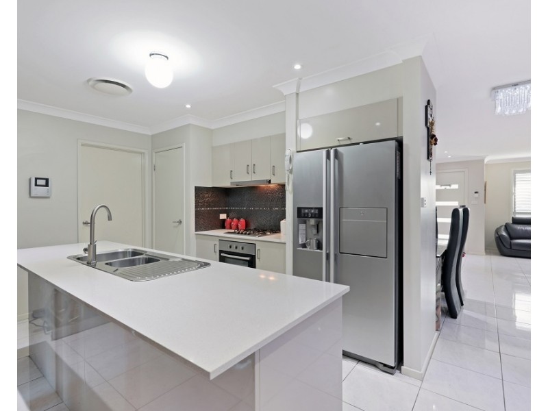 40 Lapwing Way, Cranebrook NSW 2749