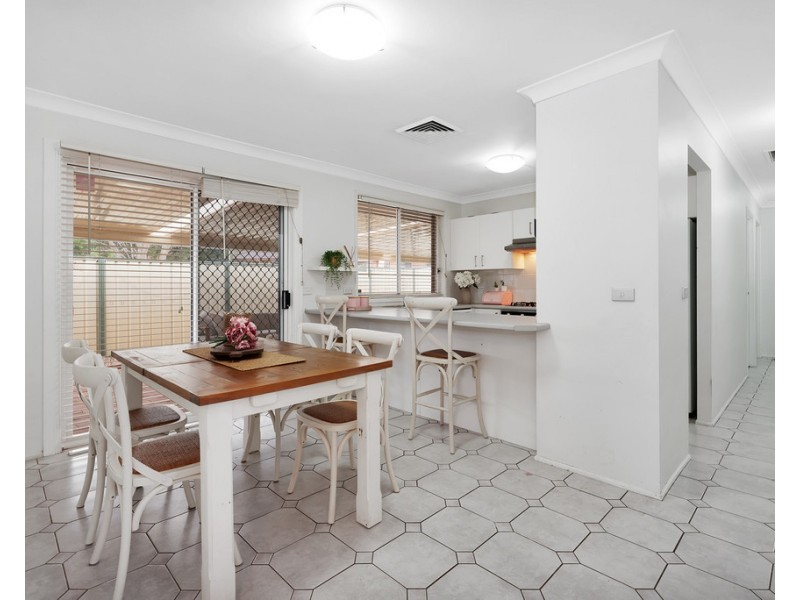 10 Bluewren Close, Glenmore Park NSW 2745