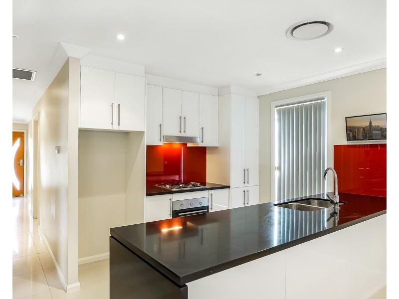 102 Lakeview Drive, Cranebrook NSW 2749