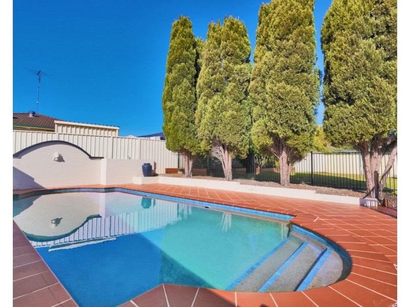 39 Woodlands Drive, Glenmore Park NSW 2745