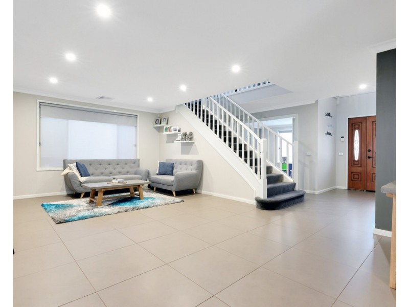 41 Waterford Way, Glenmore Park NSW 2745