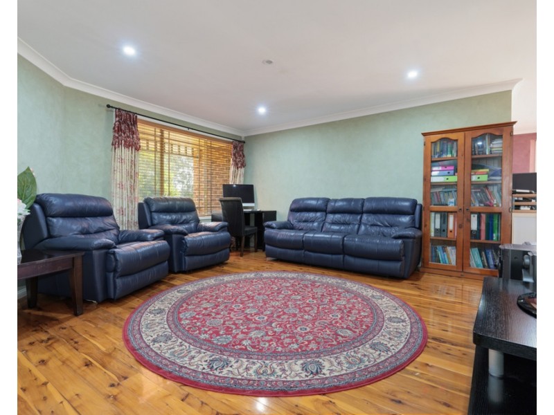 29 Blue Hills Drive, Glenmore Park NSW 2745