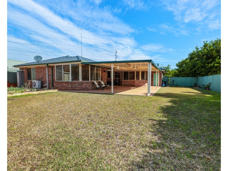 29 Blue Hills Drive, Glenmore Park NSW 2745