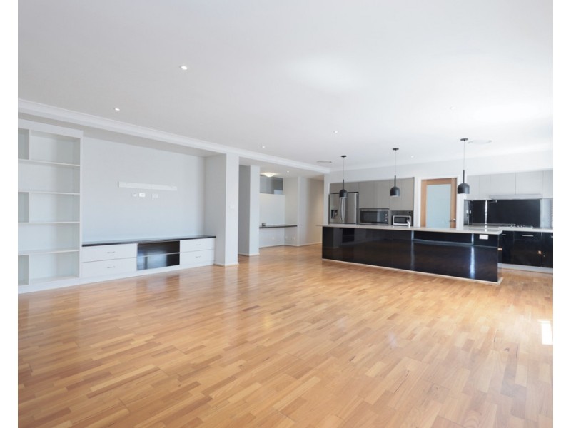 62 Binyang Avenue, Glenmore Park NSW 2745