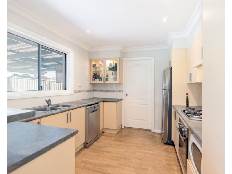 14 Pendock Road, Cranebrook NSW 2749