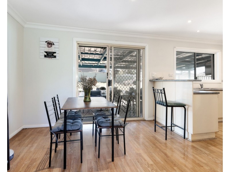 14 Pendock Road, Cranebrook NSW 2749