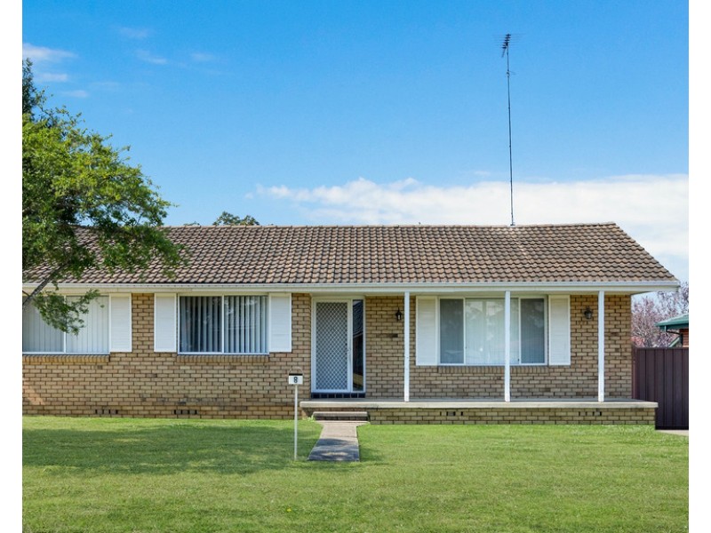 8 Hawdon Avenue, Werrington County NSW 2747