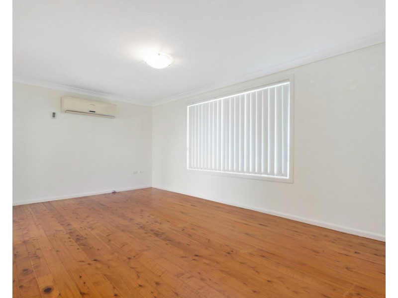 8 Hawdon Avenue, Werrington County NSW 2747