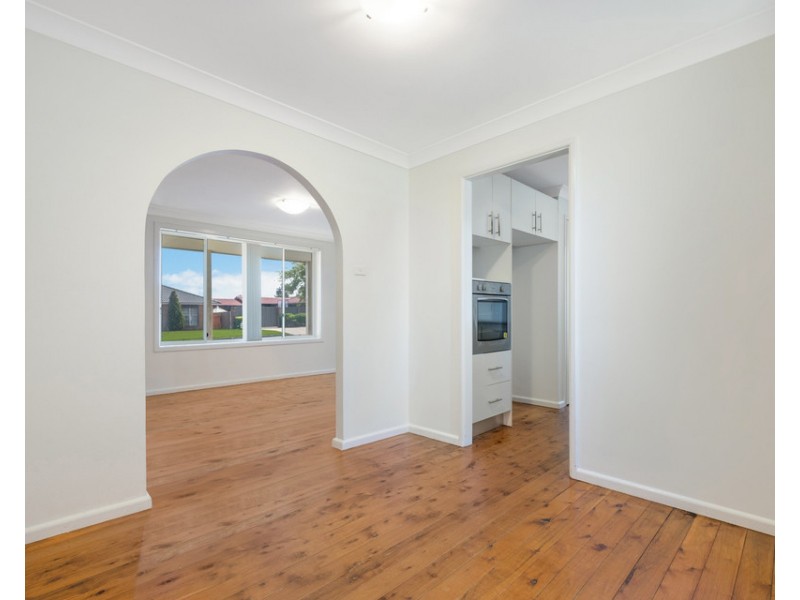 8 Hawdon Avenue, Werrington County NSW 2747