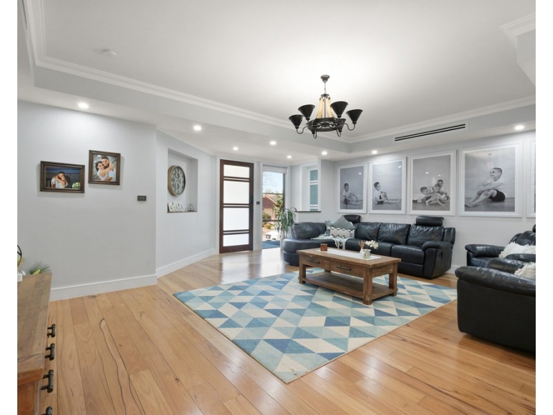 17 Cascade Road, Cranebrook NSW 2749