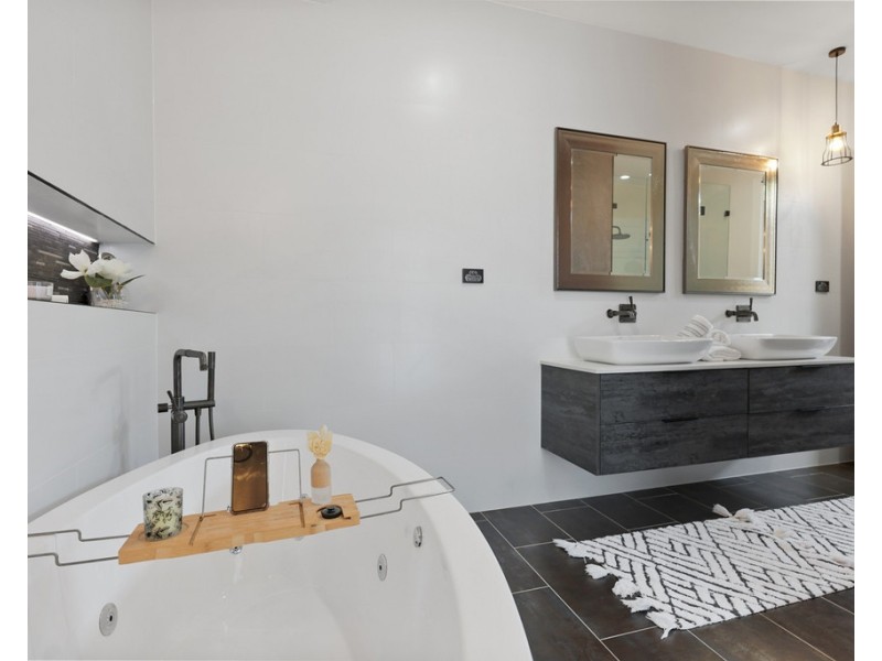 17 Cascade Road, Cranebrook NSW 2749