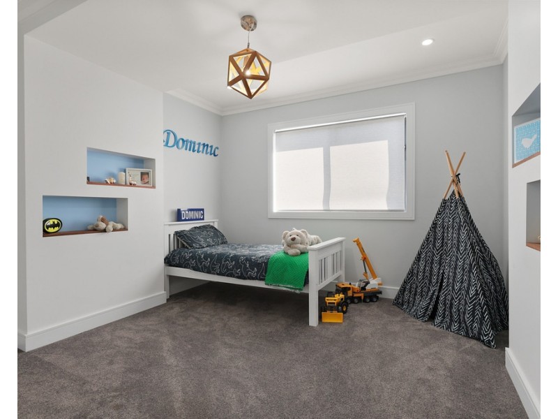 17 Cascade Road, Cranebrook NSW 2749