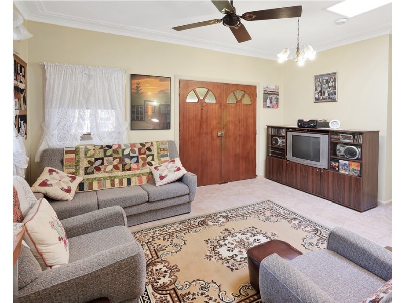 56 Oxford Street, Cambridge Park NSW 2747