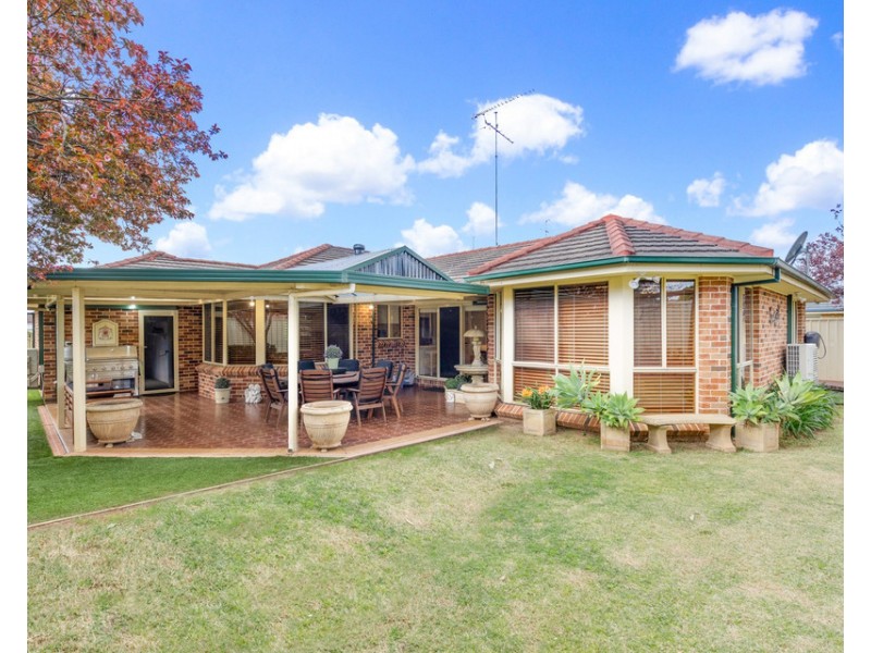 74 Kiber Drive, Glenmore Park NSW 2745
