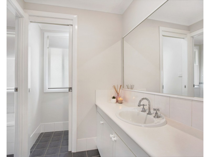 6 Yuroka Street, Glenmore Park NSW 2745