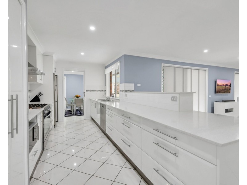 2 Callisto Drive, Cranebrook NSW 2749
