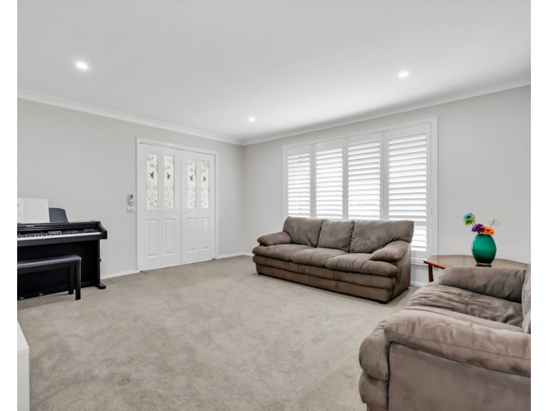 2 Callisto Drive, Cranebrook NSW 2749