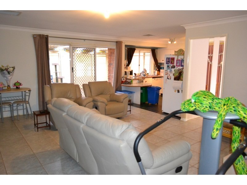 18 McKay Drive, Silverdale NSW 2752