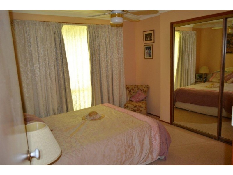 11 Magpie Place, Glenmore Park NSW 2745