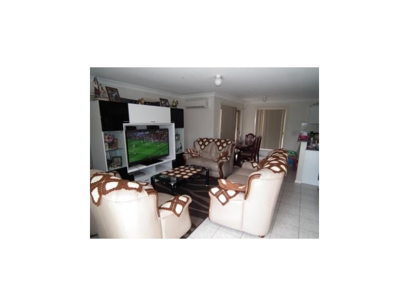 1/65 Melbourne Street, Oxley Park NSW 2760