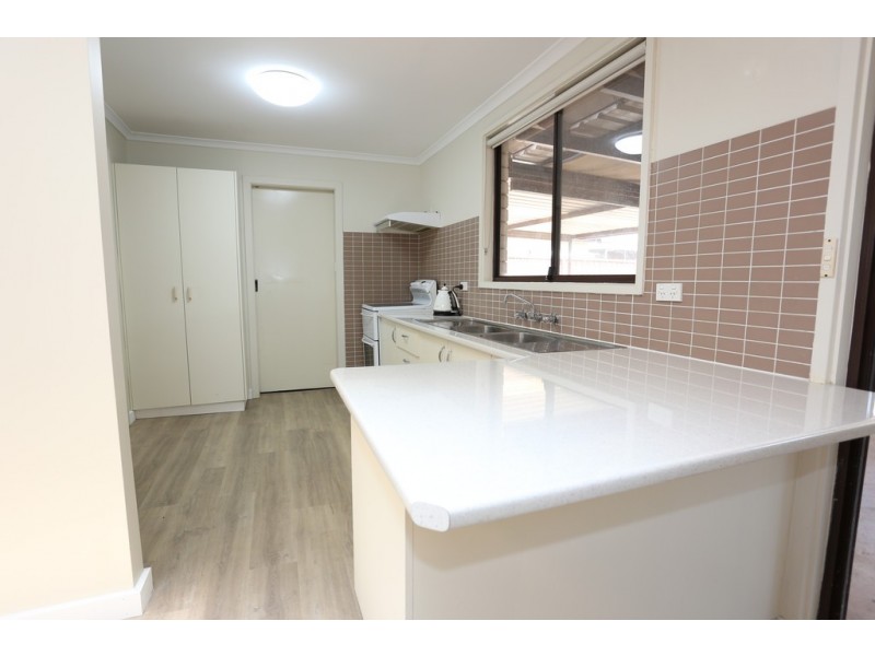 1 Clyburn Avenue, Jamisontown NSW 2750