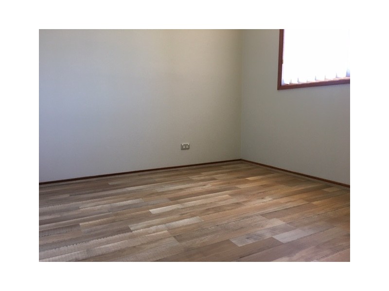 104 Sunflower Drive, Claremont Meadows NSW 2747