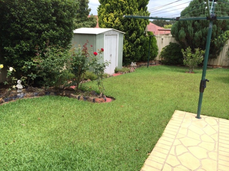 11 Buyu Road, Glenmore Park NSW 2745