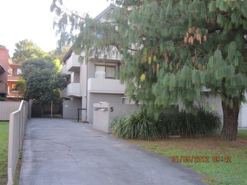 10/5 Preston Street, Jamisontown NSW 2750