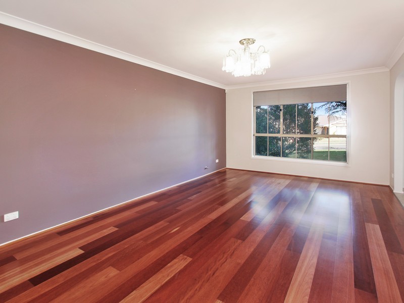 6 Buyu Road, Glenmore Park NSW 2745