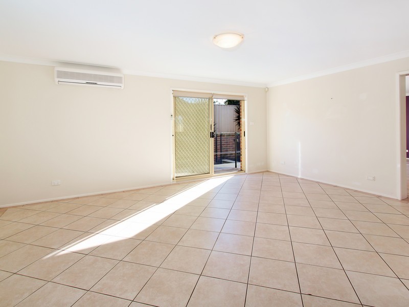 6 Buyu Road, Glenmore Park NSW 2745