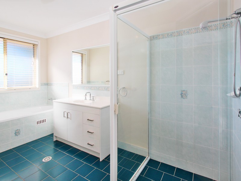 6 Buyu Road, Glenmore Park NSW 2745