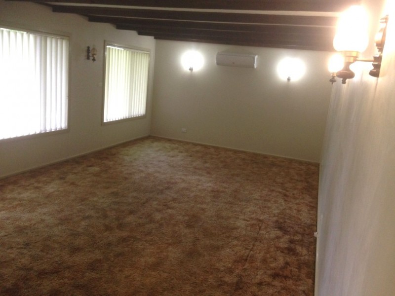 13 Penrose Crescent, South Penrith NSW 2750