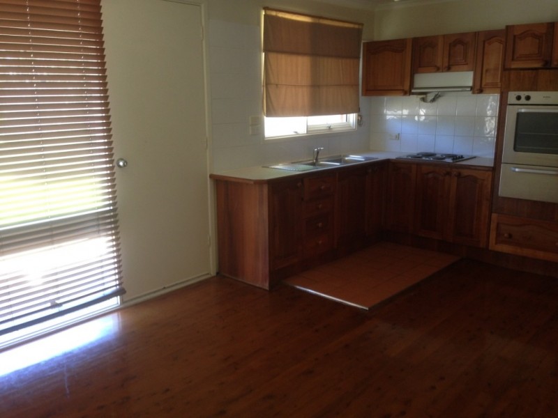 42 Lorne Avenue, South Penrith NSW 2750