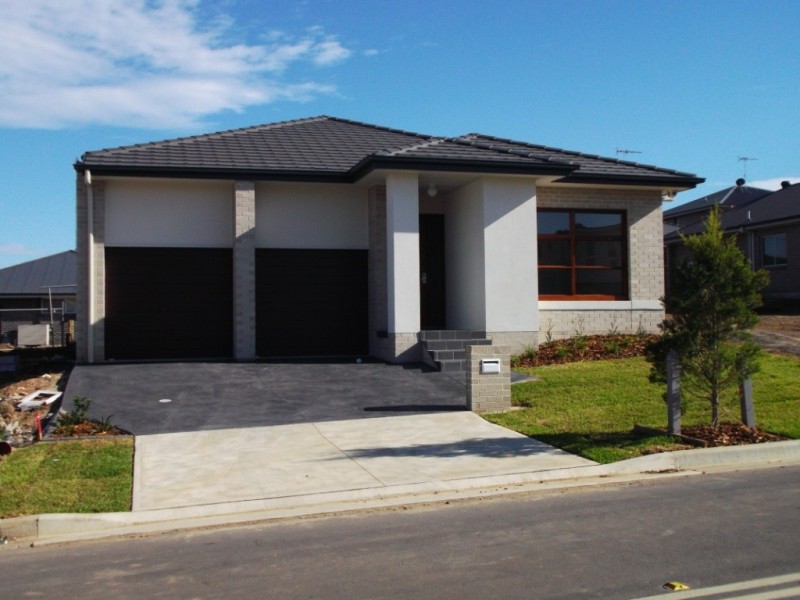 40 Tall Trees Drive, Glenmore Park NSW 2745