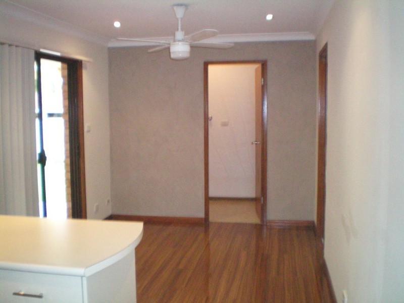 6 Corelli Crescent, Claremont Meadows NSW 2747