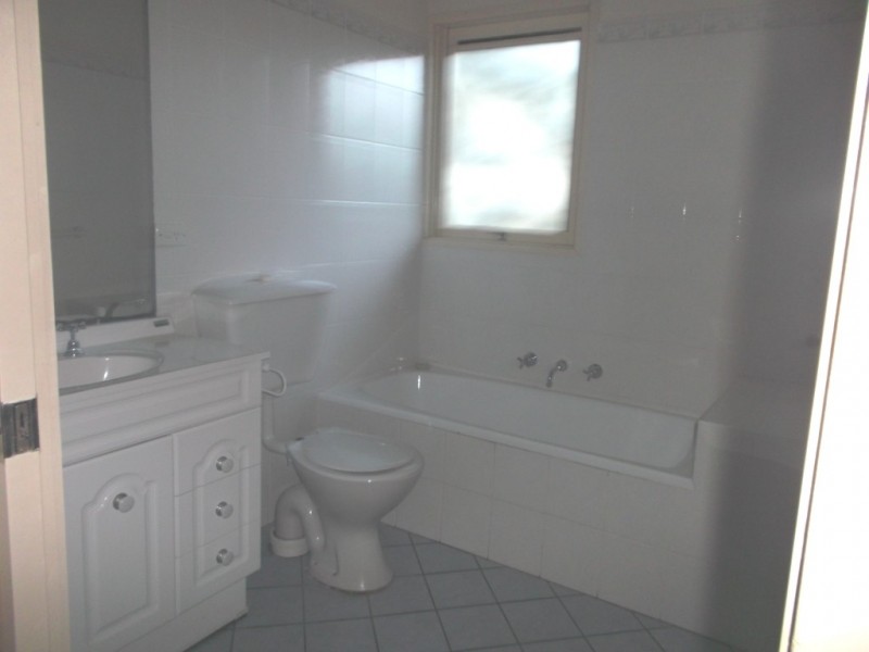 37 The Sanctuary Drive, Leonay NSW 2750