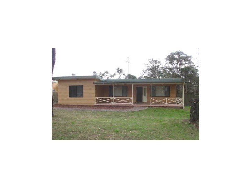 6 Fourth Avenue, Llandilo NSW 2747