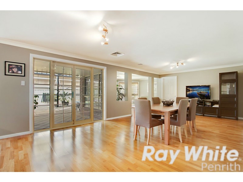13 Roseville Terrace, Glenmore Park NSW 2745