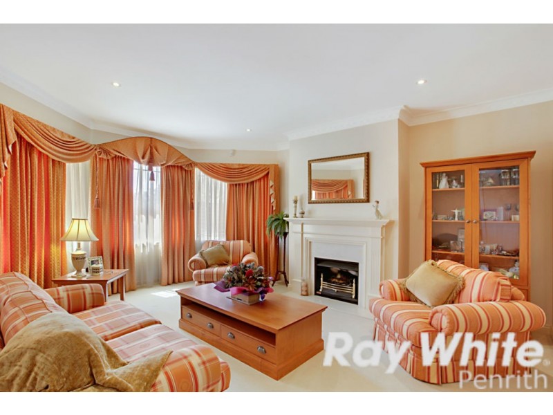 13 Roseville Terrace, Glenmore Park NSW 2745