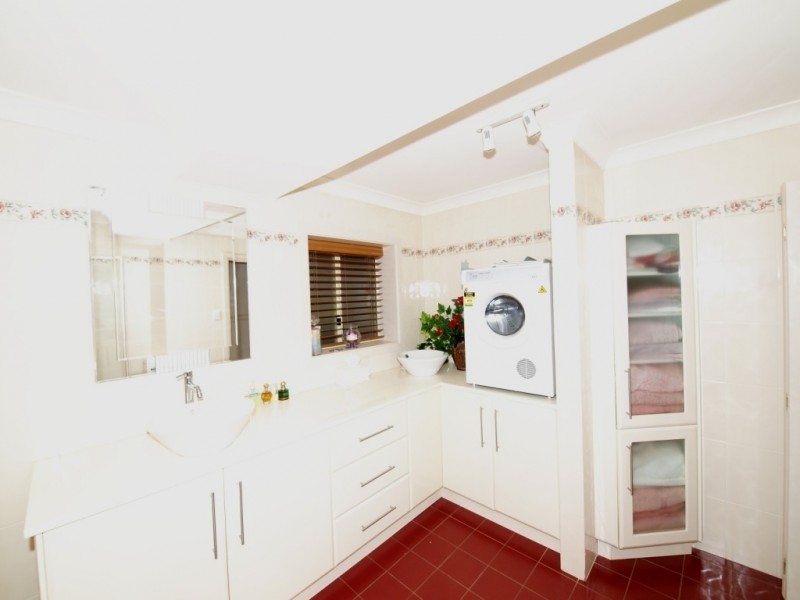 Meadow Flat NSW 2795