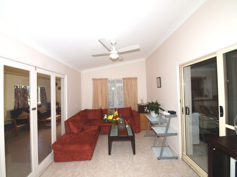 Meadow Flat NSW 2795