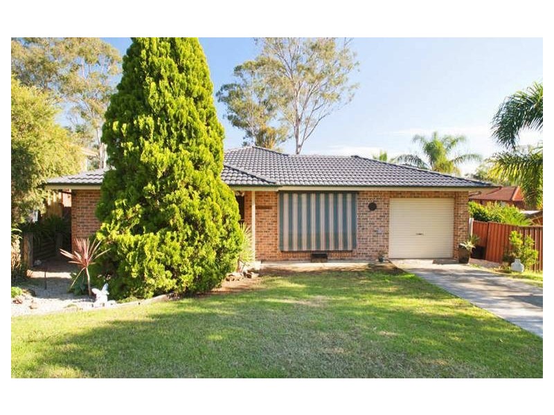 9 Etna Close, Cranebrook NSW 2749