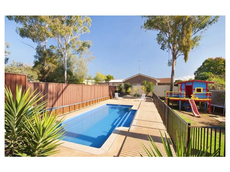 9 Etna Close, Cranebrook NSW 2749