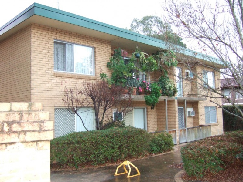 8/21 Castlereagh Street, Penrith NSW 2750