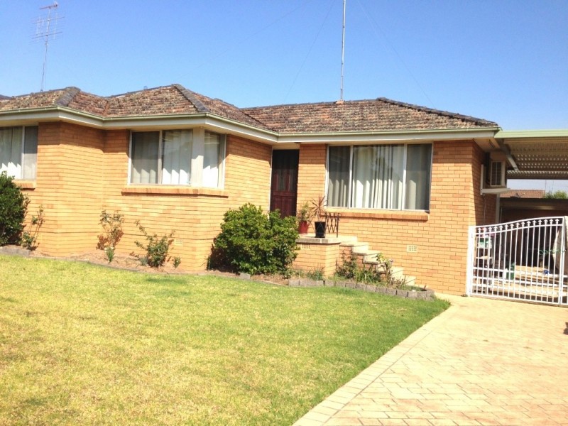 83 Fragar Road, South Penrith NSW 2750